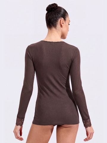 Ciocca - Camiseta térmica 'Maglia Intima con Pizzo in Cashmere Modal Scollo a V' en marrón