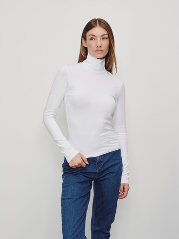 Maglietta di RÆRE by Lorena Rae in bianco