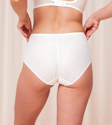 TRIUMPH Boyshorts in White