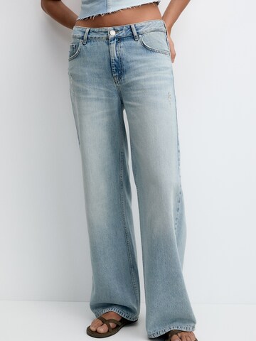 Pull&Bear Wide leg Jeans in Blue: front