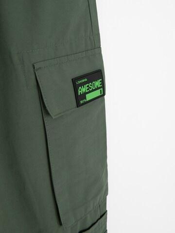 Cool Club Tapered Pants in Green