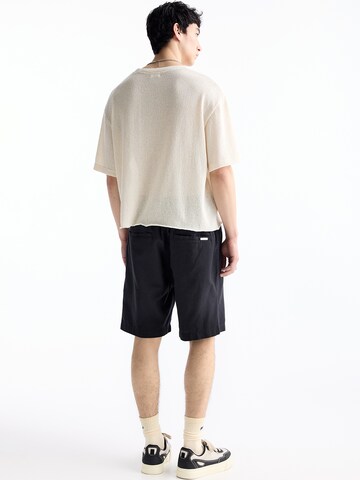 Pull&Bear Loosefit Shorts in Schwarz