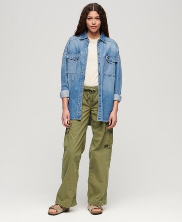 Superdry Свободный крой Брюки-карго в Зеленый