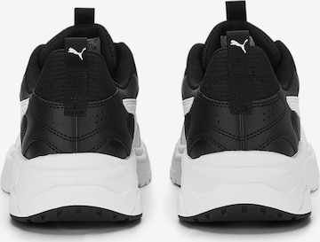 Baskets basses PUMA en noir