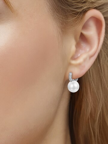 Lulu & Jane - Pendientes en blanco: frente