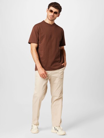 WEEKDAY T-Shirt in Braun