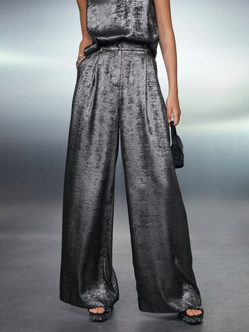 Wide leg Pantaloni di Next in argento: frontale
