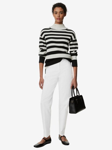 Marks & Spencer Loose fit Pleated Pants in White