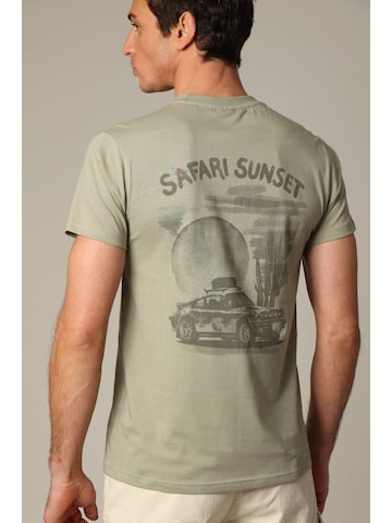 T-Shirt 'Safarsun' Deeluxe en vert : devant