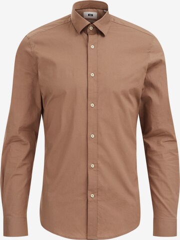 WE Fashion Button Up Shirt in Brown: front