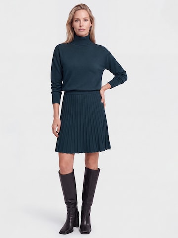 APART Knitted dress in Blue: front