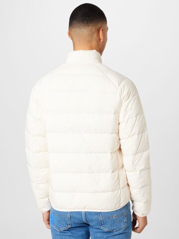Tommy Jeans Φθινοπωρινό και ανοιξιάτικο μπουφάν σε λευκό