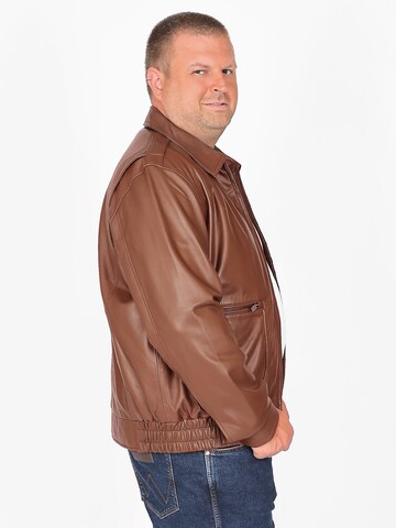 JCC Tussenjas in Bruin