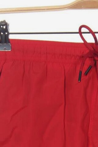HUGO Shorts in 33 in Red