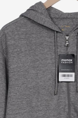Polo Ralph Lauren Sweatshirt & Zip-Up Hoodie in XL in Grey
