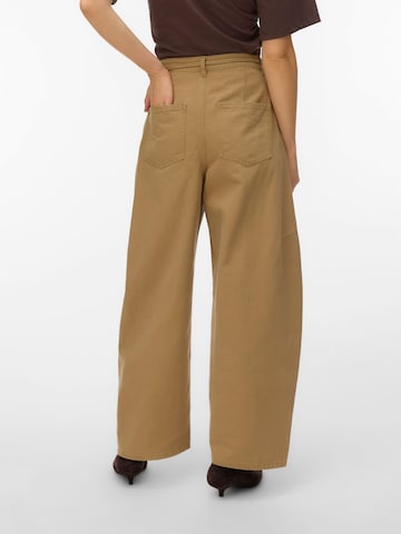 VERO MODA Tønde Jeans 'VMKaitlin' i brun