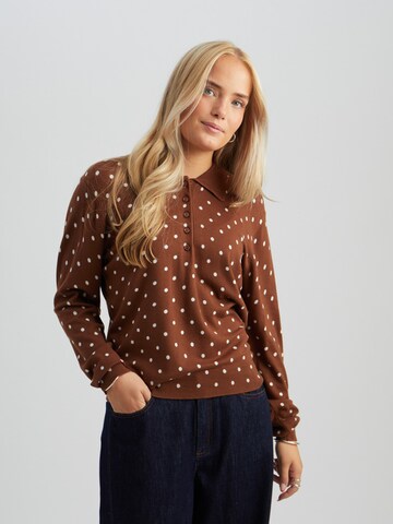 minus - Pullover 'Sindy' em castanho: frente