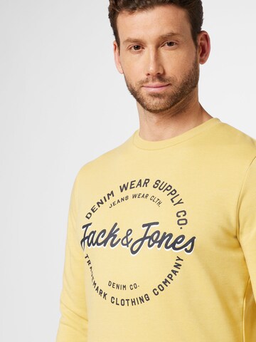 geltona JACK & JONES Megztinis be užsegimo 'ANDY'