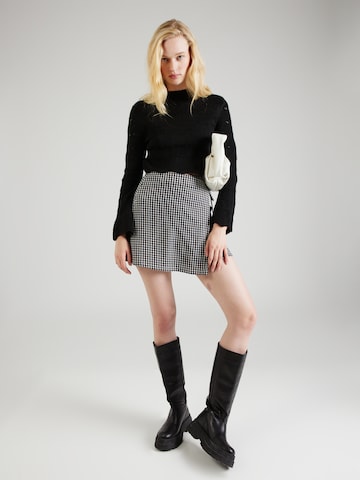 Pulover 'MORE HEARTS' de la ONLY pe negru