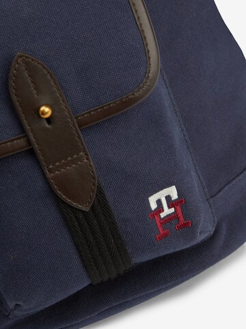 TOMMY HILFIGER Rucksack in Blau