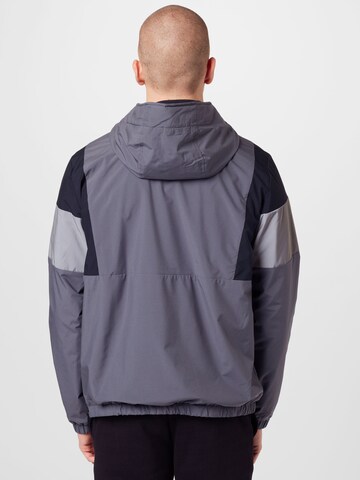 HOLLISTER Between-Season Jacket in Grey