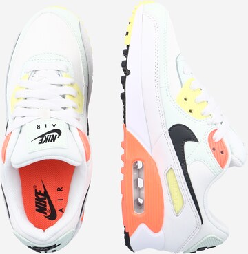 balts Nike Sportswear Zemie brīvā laika apavi 'Air Max 90'