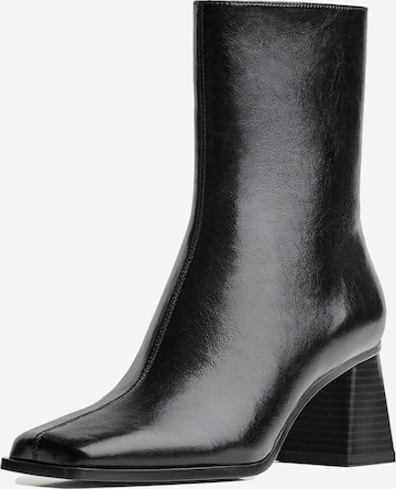 Bershka Nilkkurit värissä musta: etupuoli