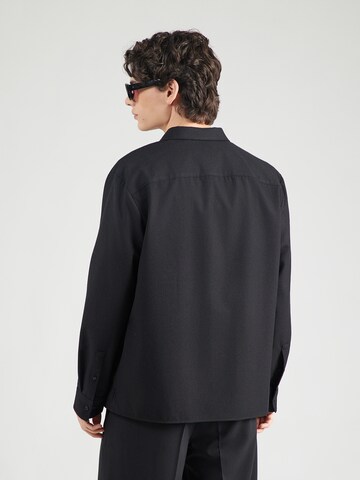 melns Calvin Klein Standarta piegriezums Krekls: no aizmugures