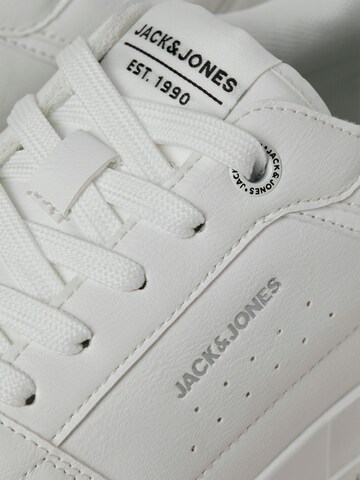 balts JACK & JONES Zemie brīvā laika apavi 'JFWealing'