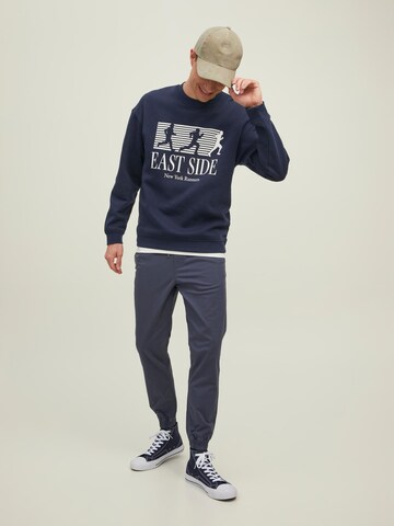 JACK & JONES Суичър 'Brink' в синьо