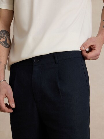 DAN FOX APPAREL Regular Pleat-front trousers 'Alan' in Blue