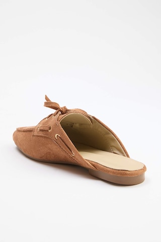 Trendyol - Zapatos abiertos en marrón