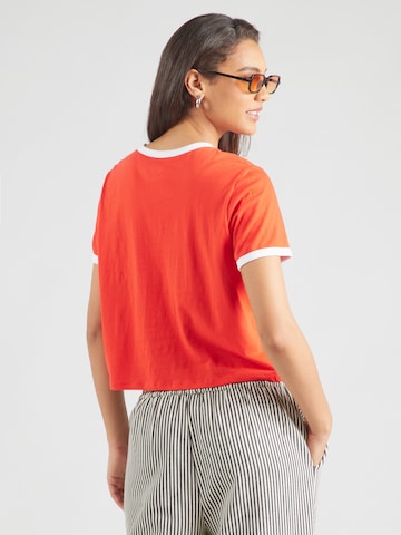 GAP Футболка в Красный