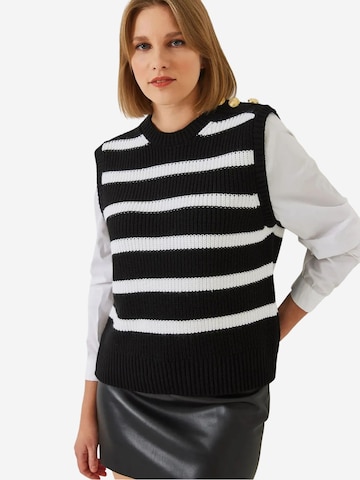 Pullover di Bianco Lucci in nero: frontale