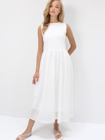 Trend Alaçatı Stili Платье в Белый: спереди