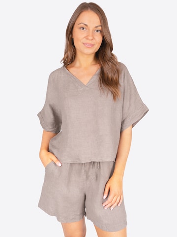 T-shirt 'TAMARA LINO' Seasons of April en marron : devant