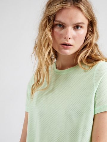 NIKE - Camiseta funcional 'ONE CLASSIC' en verde