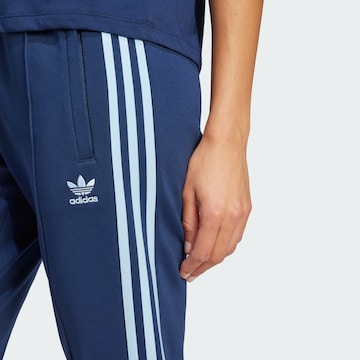 Coupe slim Pantalon 'Adicolor SST' ADIDAS ORIGINALS en bleu