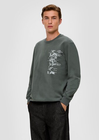 s.Oliver Sweatshirt in Grün: Vorderseite