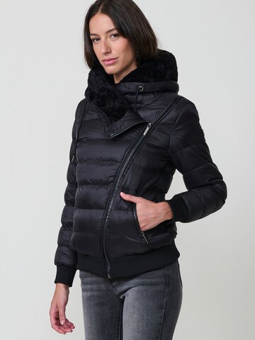 KOROSHI Kurtka zimowa w kolorze czarny