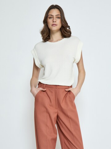 T-shirt 'Averly' Peppercorn en blanc : devant