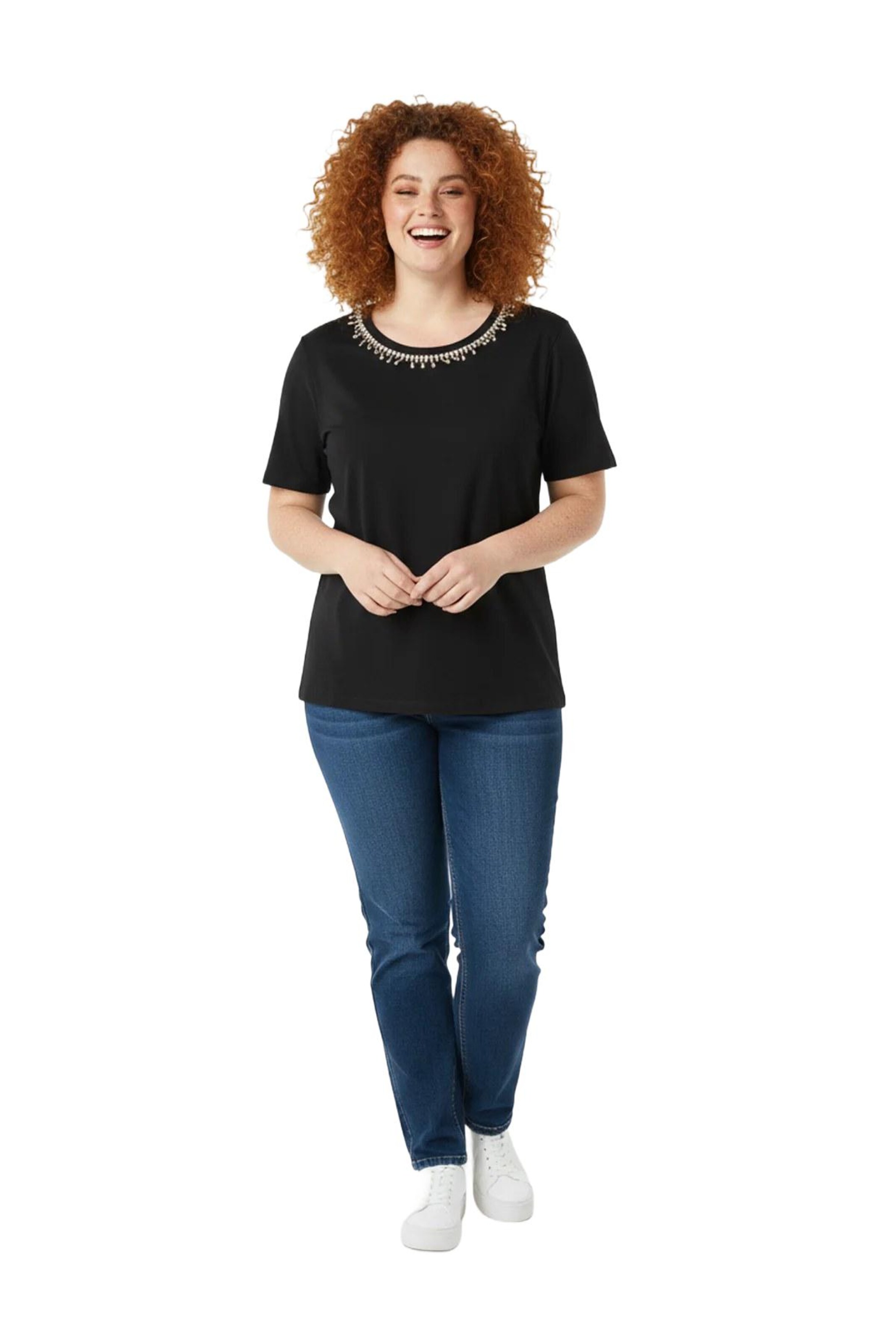 Shape Of You Shirt in Zwart: voorkant