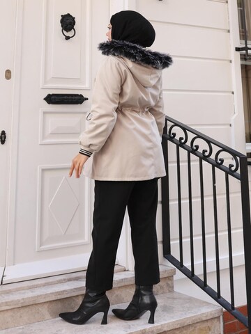 MODAMIHRAM Winterjas in Beige