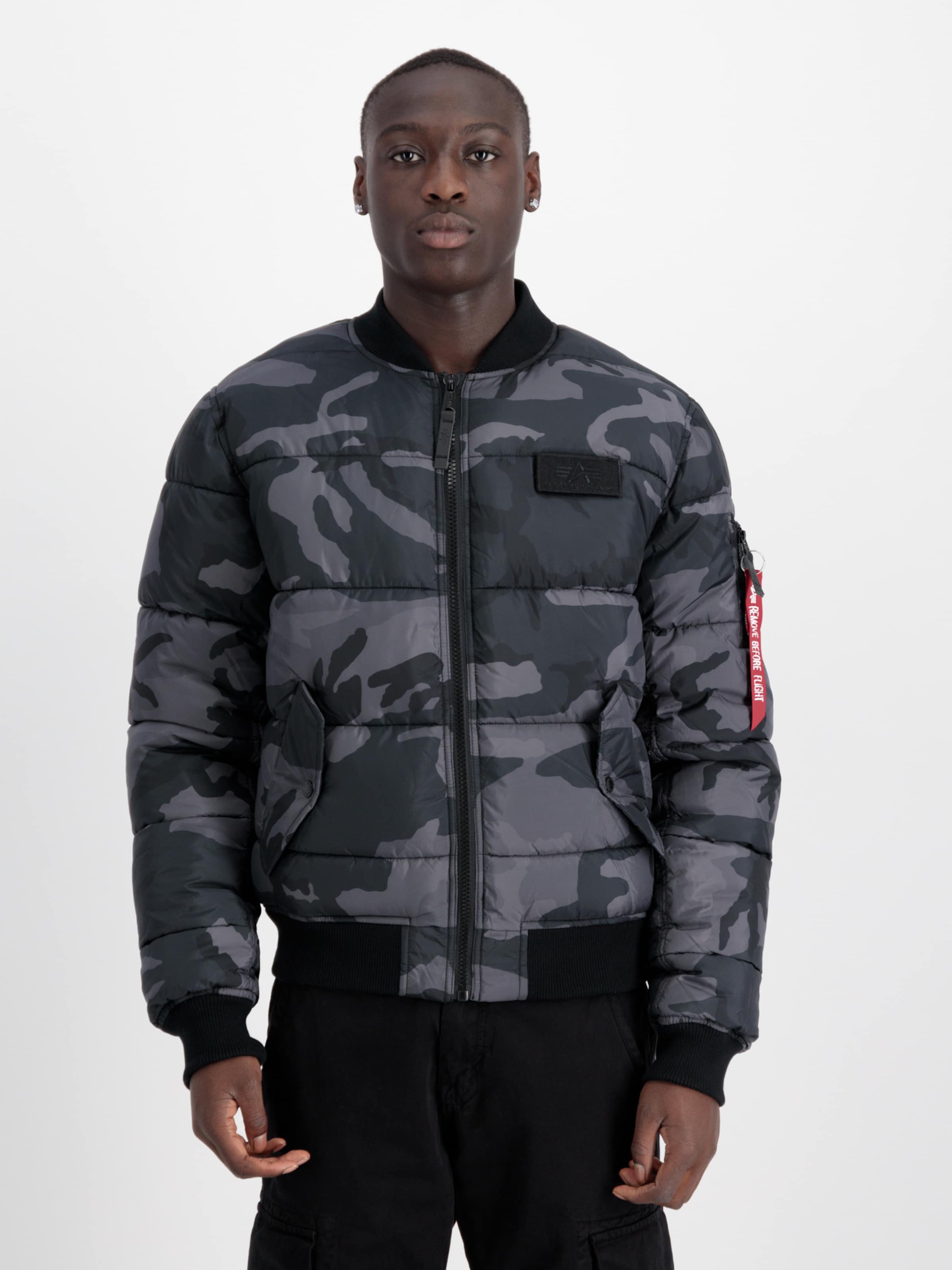 ALPHA INDUSTRIES Between season jacket Camo in Black ABOUT YOU