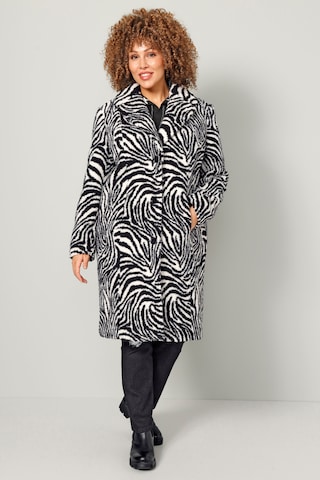 MIAMODA Between-Seasons Coat in Black: front