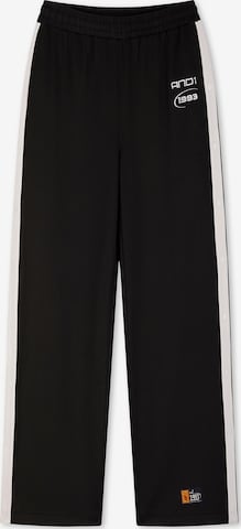 AND1 Loosefit Housut värissä musta: etupuoli