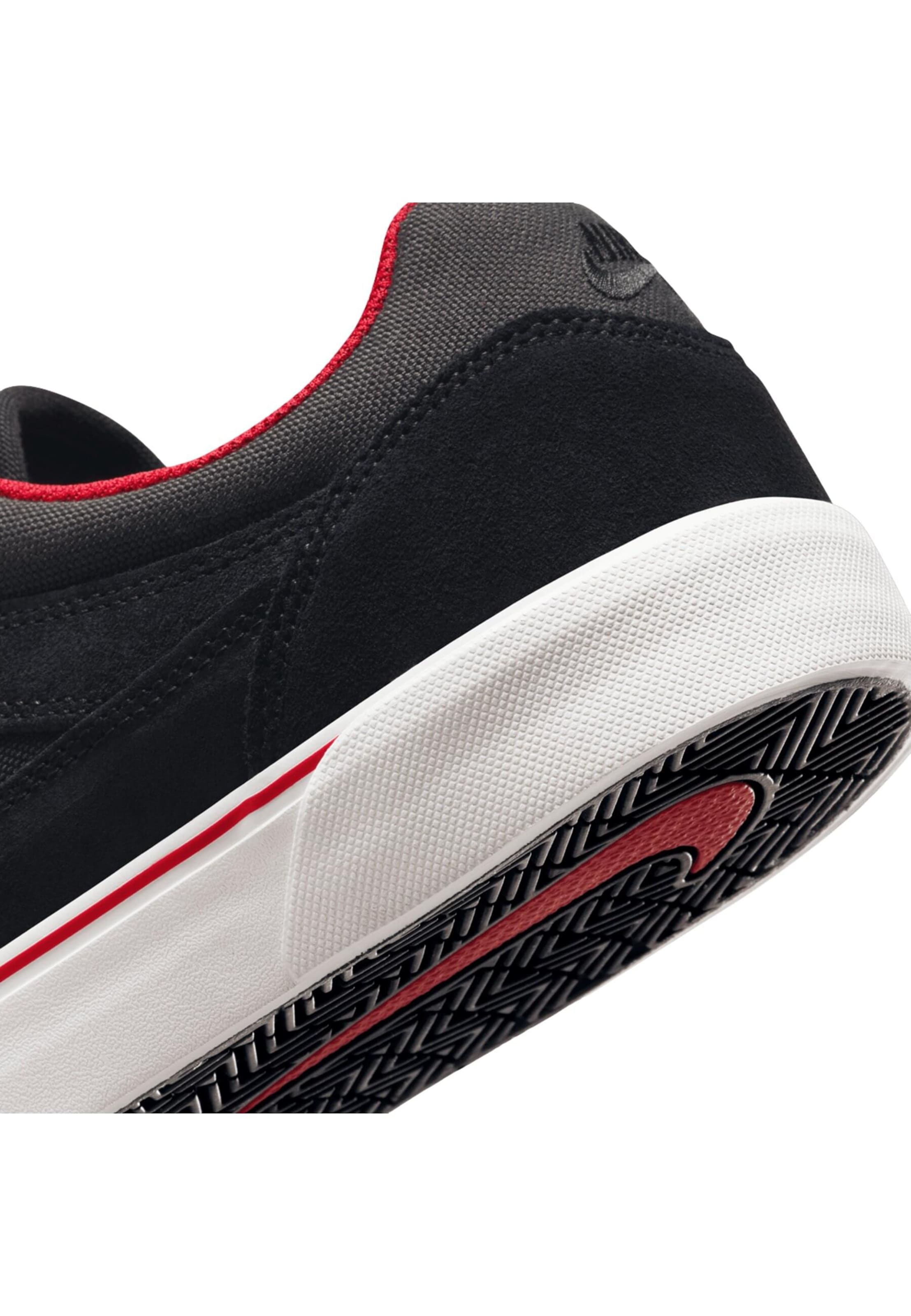 NIKE Спортивная обувь 'Malor' в Черный