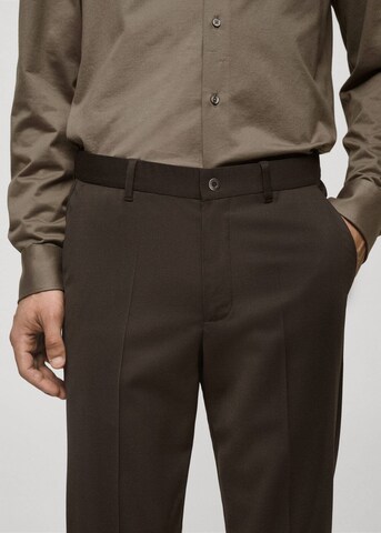 MANGO MAN Regular Pleated Pants 'Olimpia' in Brown