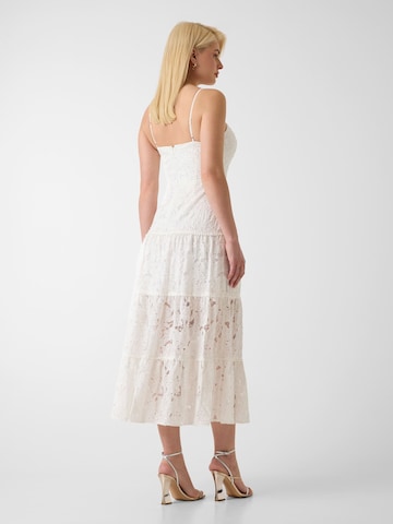 GUESS Kleid in Weiß