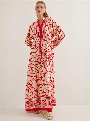 Abito di Bigdart in rosso: frontale